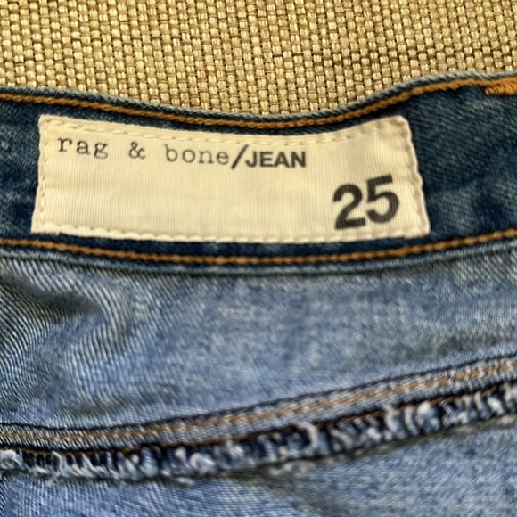 rag & bone Denim Mini Skirt Distressed Hem 5 Pocket Styling Zipper Fly Size 25 - Picture 6 of 6